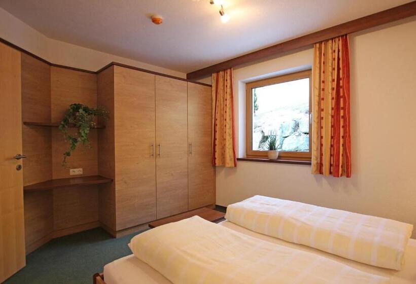 شقة غرفتين, Gasthof Bergblick