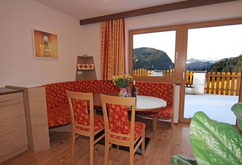 شقة غرفتين, Gasthof Bergblick