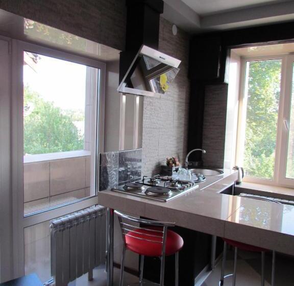 اتاق لوکس, Guest House Khan