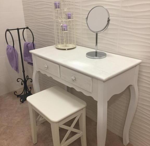 غرفة قياسية, A Casa Di Laura