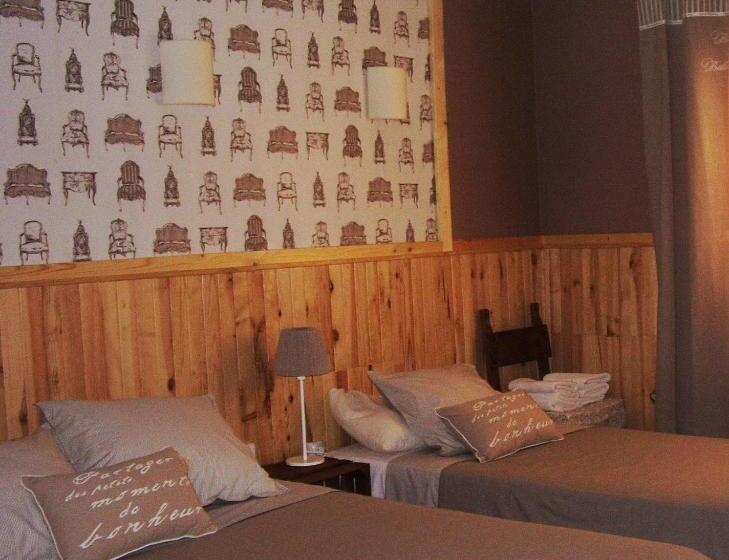 בית, 4 חדרי שינה, Casa Escosa