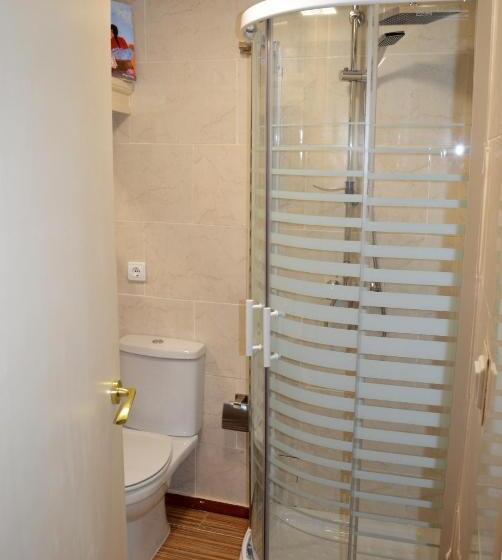 בית, 4 חדרי שינה, Casa Escosa