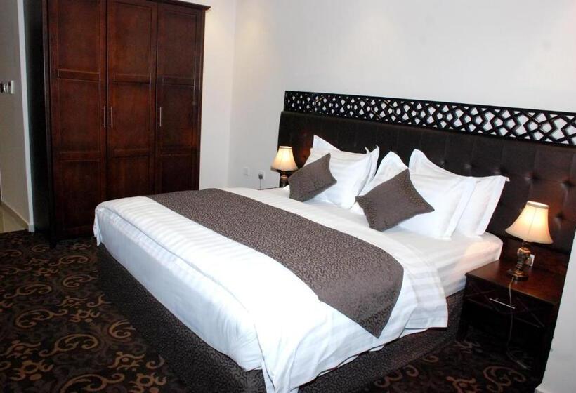 Suite Executiva, Procare Apart