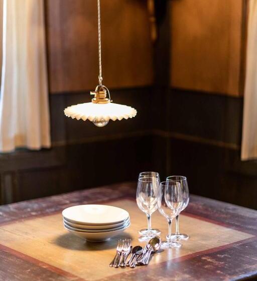 低层单卧公寓, Wassermann