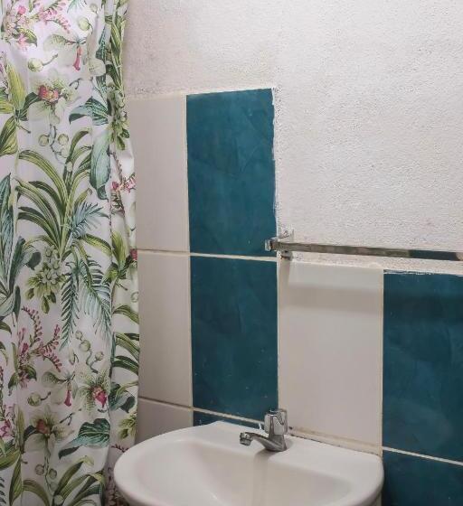 Quarto Estandar, Hostal Casa Mauro