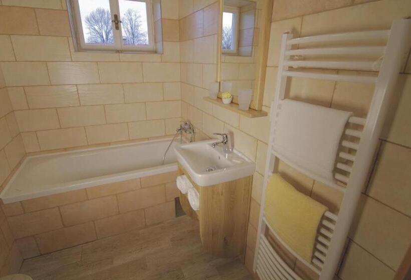 Standard Kolmen Hengen Huone, Pension U Lipy