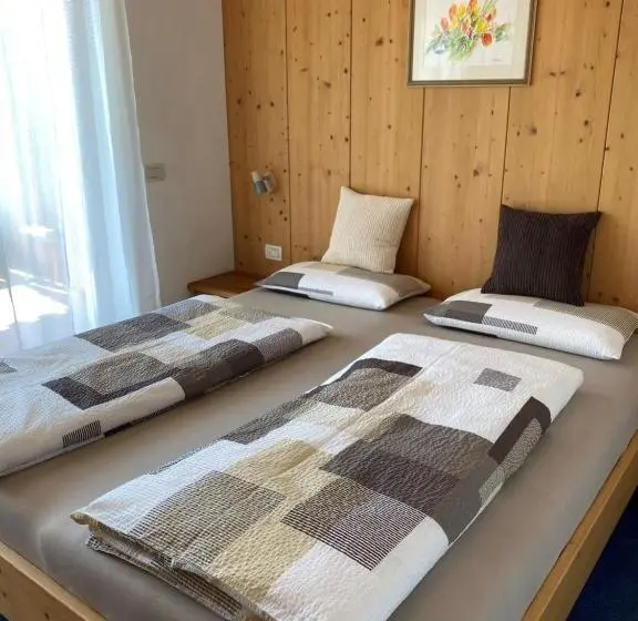 1ベッドルームアパートメント, Peterlungerhof