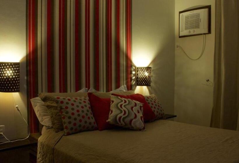 اتاق استاندارد چهار تخته, Pousada Narinari