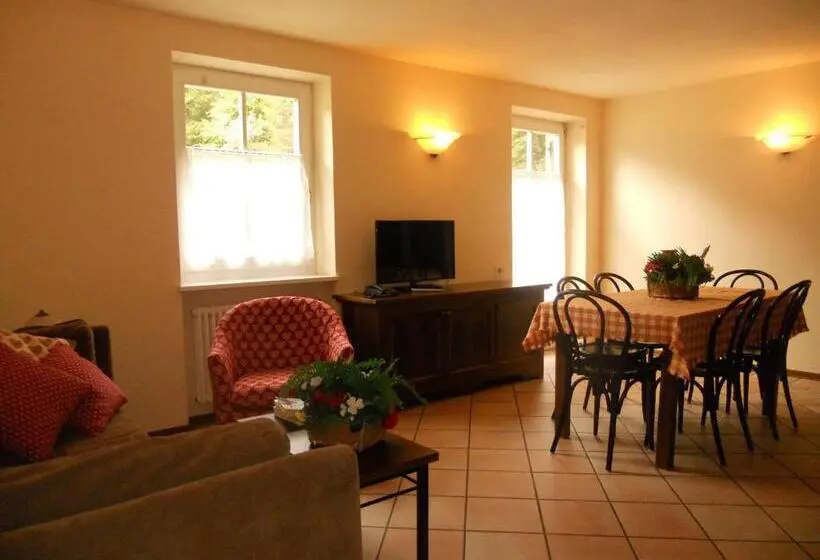 バルコニー付２ベッドルームアパートメント, Residence Villa Avisio