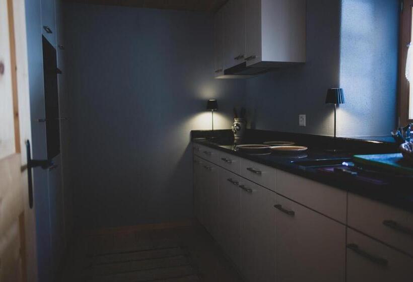 1 Sovrums Stuga, Berghaus Alpenrösli