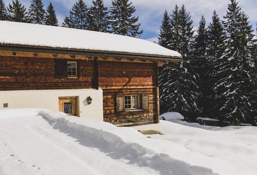 1 Sovrums Stuga, Berghaus Alpenrösli