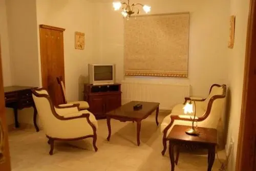 エコノミールーム, Vengera Suites