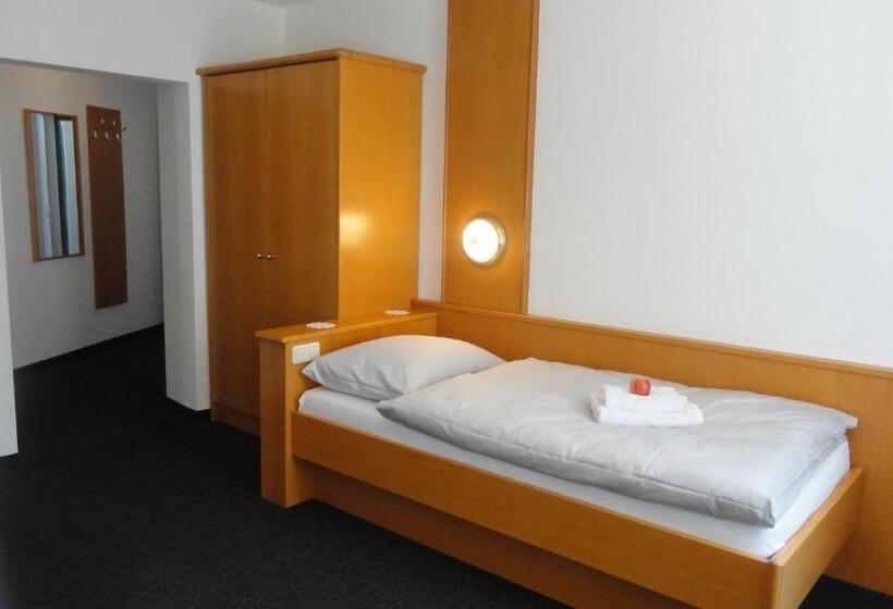 חדר סטנדרט יחיד, Ennstalerhof