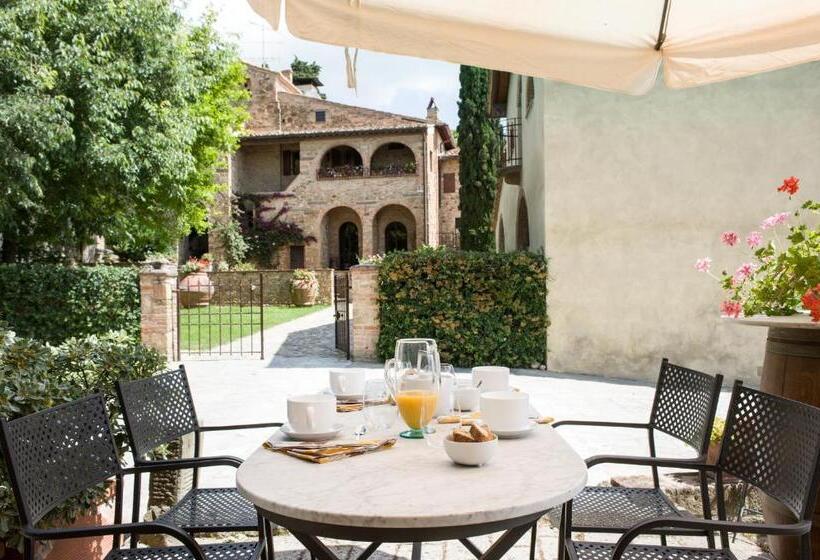 דירת שני חדרים, Fattoria Pogni