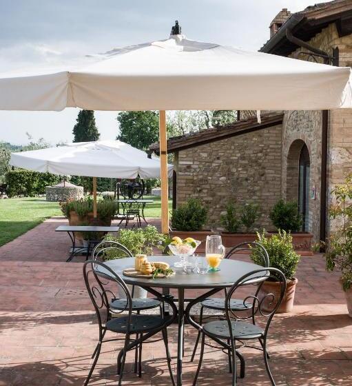 דירת חדר נוף לבריכה, Fattoria Pogni