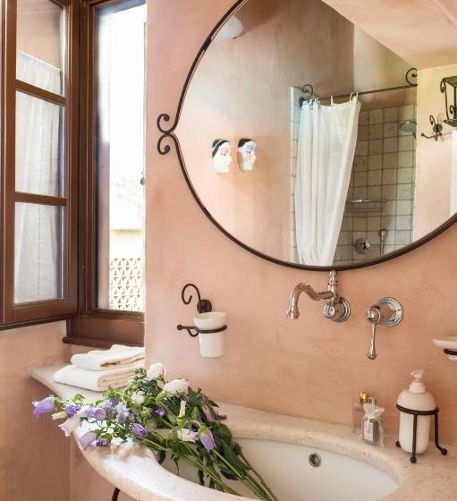 דירת חדר נוף לבריכה, Fattoria Pogni