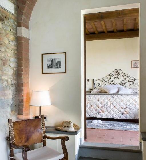 דירת חדר בקומת קרקע, Fattoria Pogni