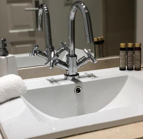 اتاق استاندارد, La Carreña