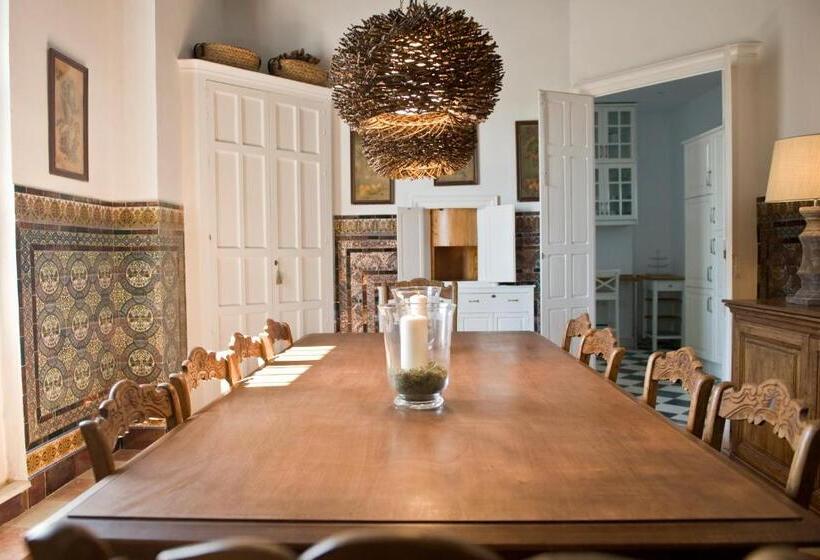 ویلای لوکس 1 خوابه, La Carreña