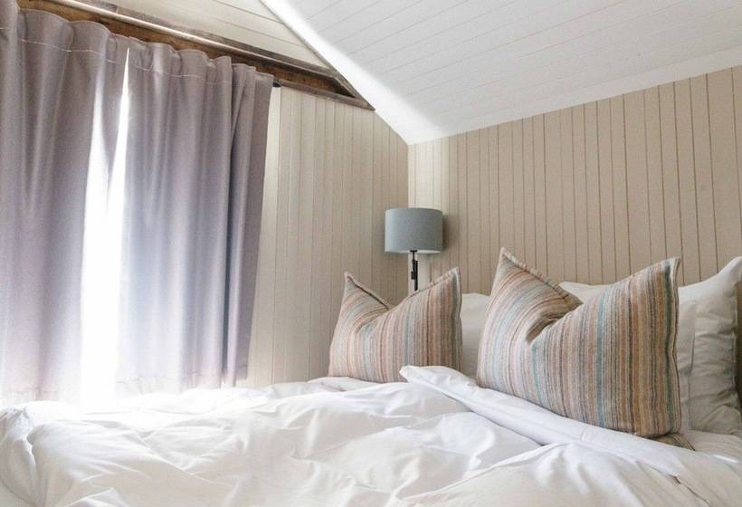 בקתה, Nusfjord Village & Resort