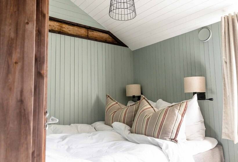 בקתה, Nusfjord Village & Resort