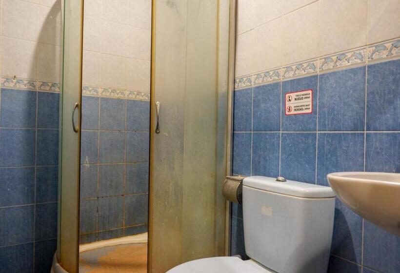 Номер Стандарт, Reddoorz Near Tugu Yogyakarta