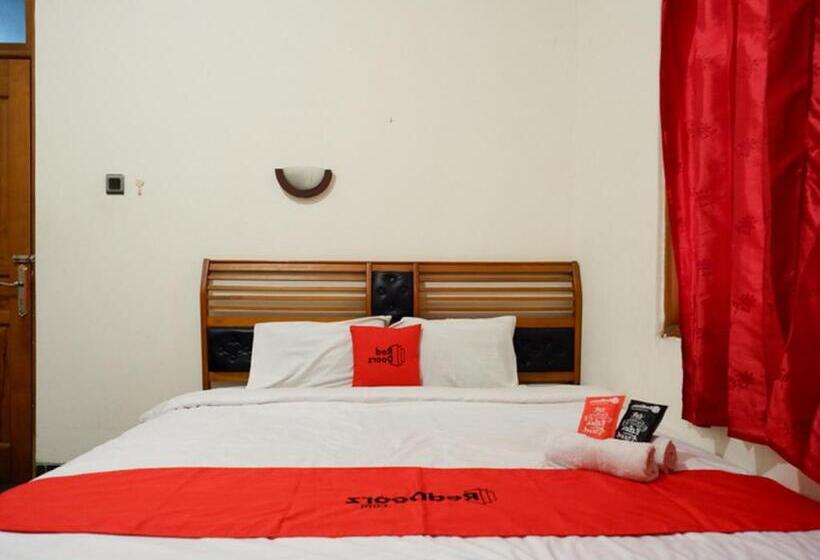 Номер Стандарт, Reddoorz Near Tugu Yogyakarta