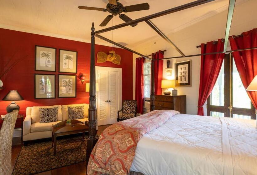 스탠다드 룸 퀸사이즈 침대, The Mermaid & The Alligator