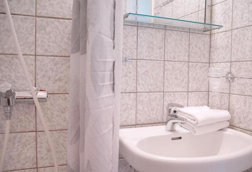 标准单人间, Oset Fjellhotell