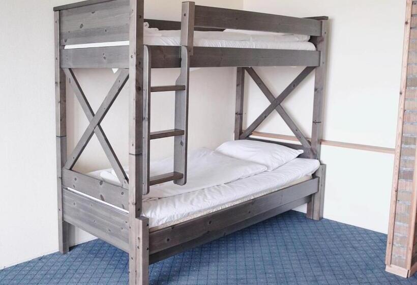 家庭间, Oset Fjellhotell