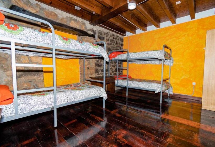 4인용 스탠다드 룸, Albergue Santa Marina