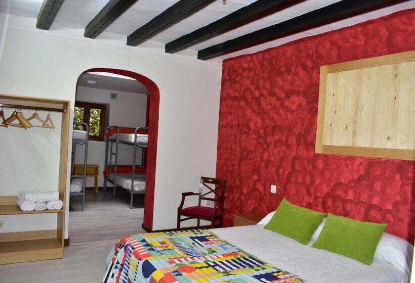 غرفة عائلية, Albergue Santa Marina
