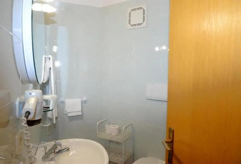 استودیوی استاندارد, Residence Granvara