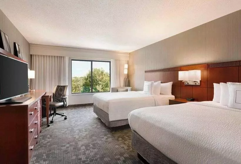 ２ダブルベッドのスタンダードルーム, Courtyard By Marriott Bloomington Normal