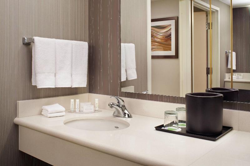 Люкс Кровать Кинг, Courtyard Toledo Rossford/perrysburg