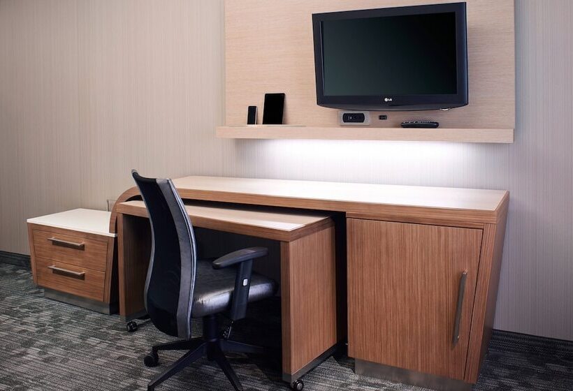 Номер Стандарт, Courtyard Toledo Rossford/perrysburg