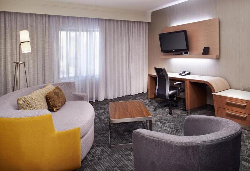 Люкс Кровать Кинг, Courtyard Toledo Rossford/perrysburg