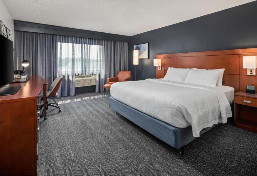 스탠다드 룸 킹사이즈 침대, Courtyard La Crosse Downtown/mississippi Riverfront