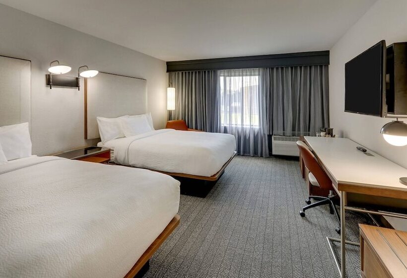 2ダブルベッドのスタンダードルーム, Courtyard Lexington South/hamburg Place