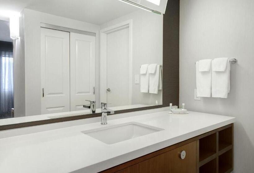 标准间, Courtyard By Marriott State College