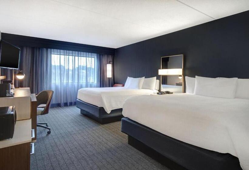 标准间, Courtyard By Marriott State College