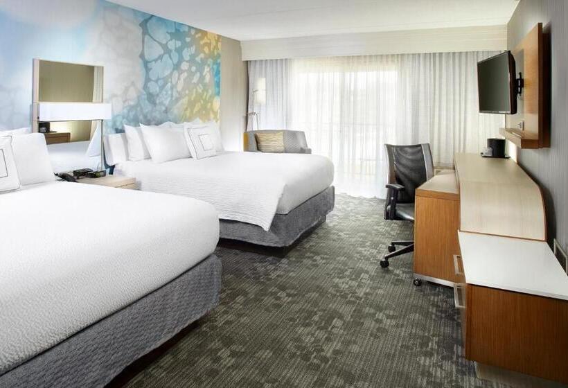 Номер Стандарт, Courtyard By Marriott State College