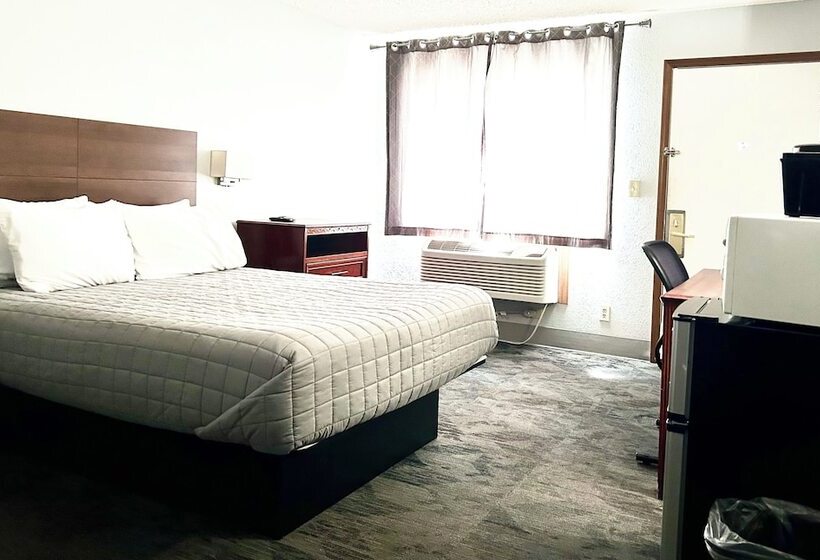 スイート, Travelodge By Wyndham Lincoln South