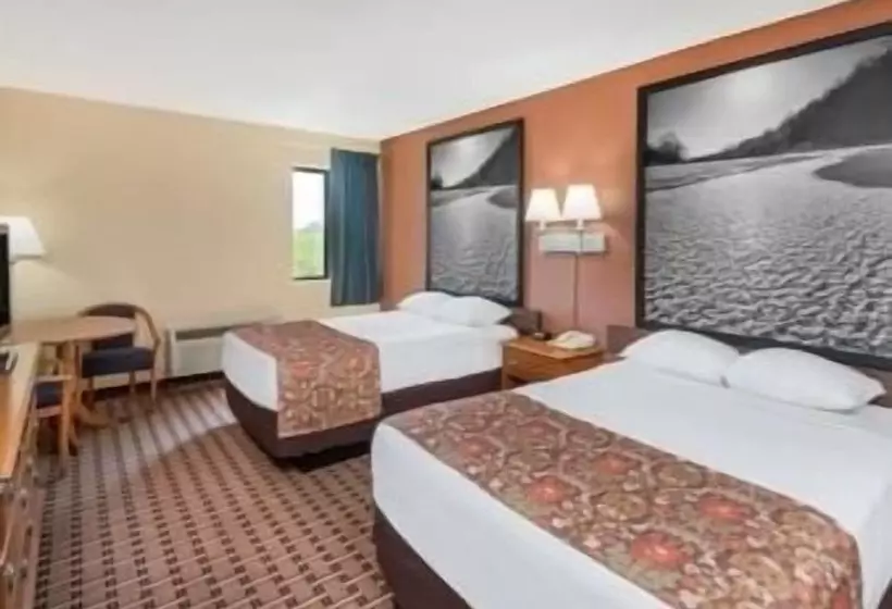 ２ダブルベッドのスタンダードルーム, Super 8 By Wyndham Charleston Sikeston East Mo