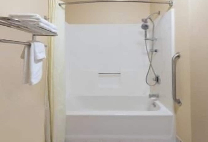 غرفه قياسيه سريرين مزدوجين, Super 8 By Wyndham Charleston Sikeston East Mo