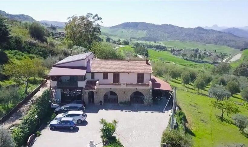 Четырехместный Номер Стандарт, B&b Profumi Di Sicilia