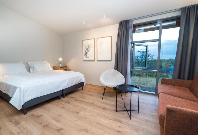 اتاق لوکس, Husafell