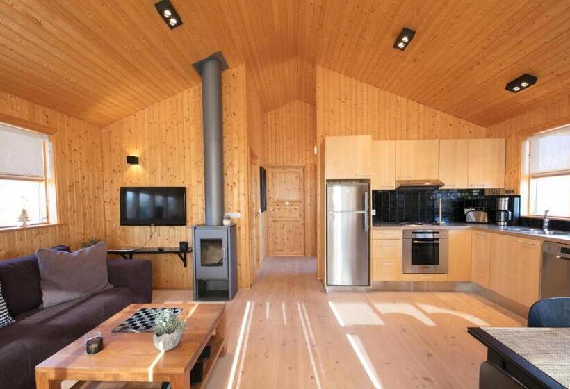 خانه 2 خوابه, Husafell