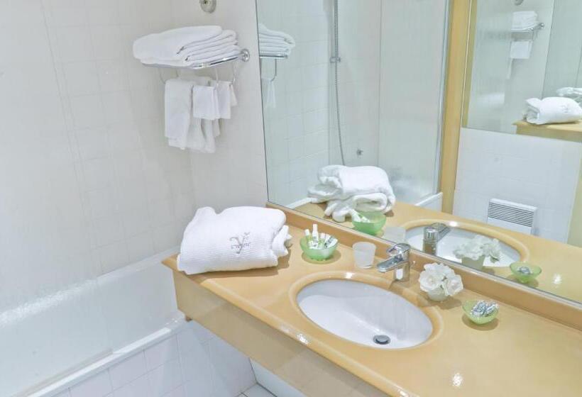 Люкс, Hôtel L Yeuse Teritoria