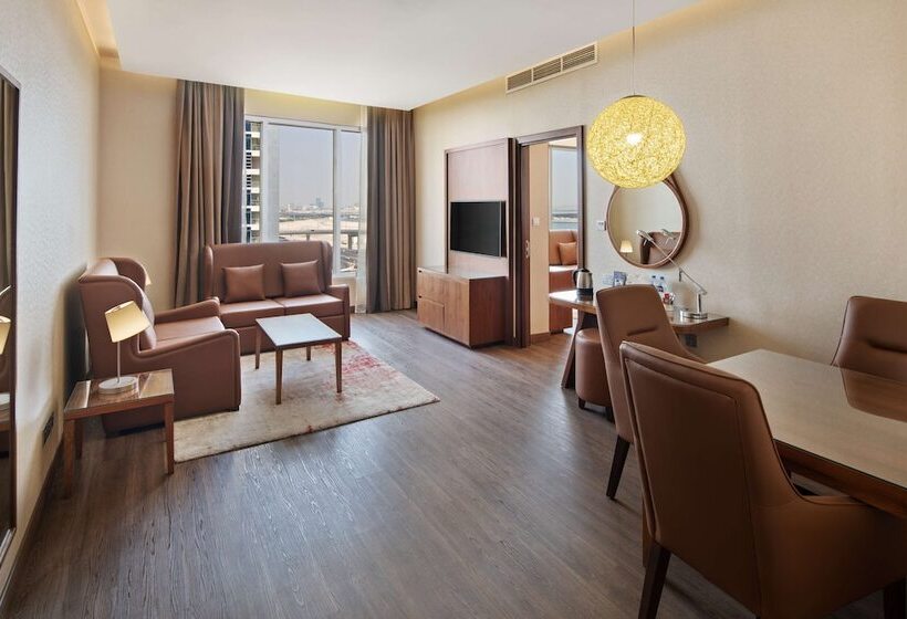 Люкс, Radisson Blu Hotel, Dubai Canal View